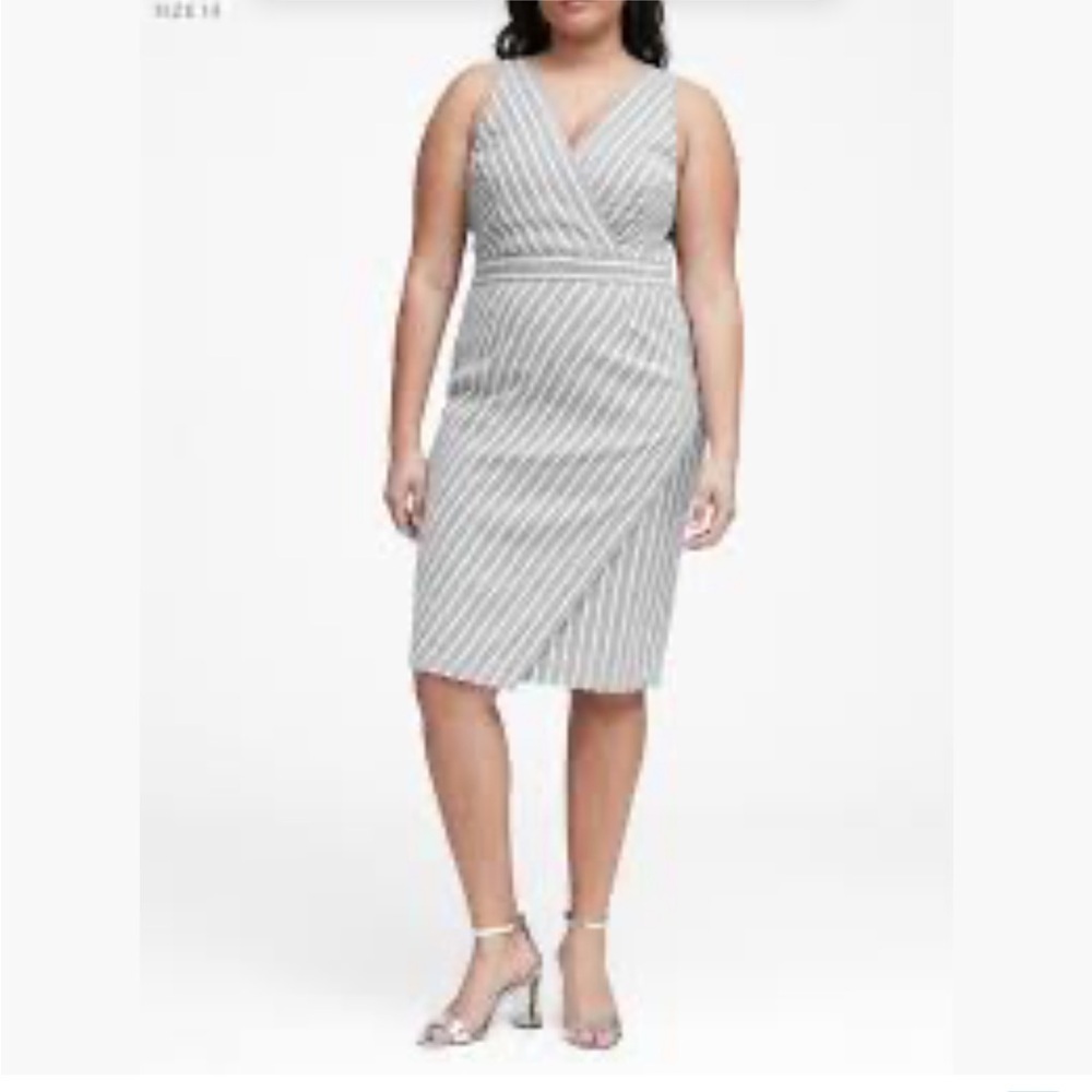 Banana Republic Grey Stripe Faux Wrap V-Neck Fitted Wiggle Tank Dress Size 8